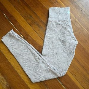 Mauve Mermaid OSFM
Lightly worn, Hand wash, Hang dry